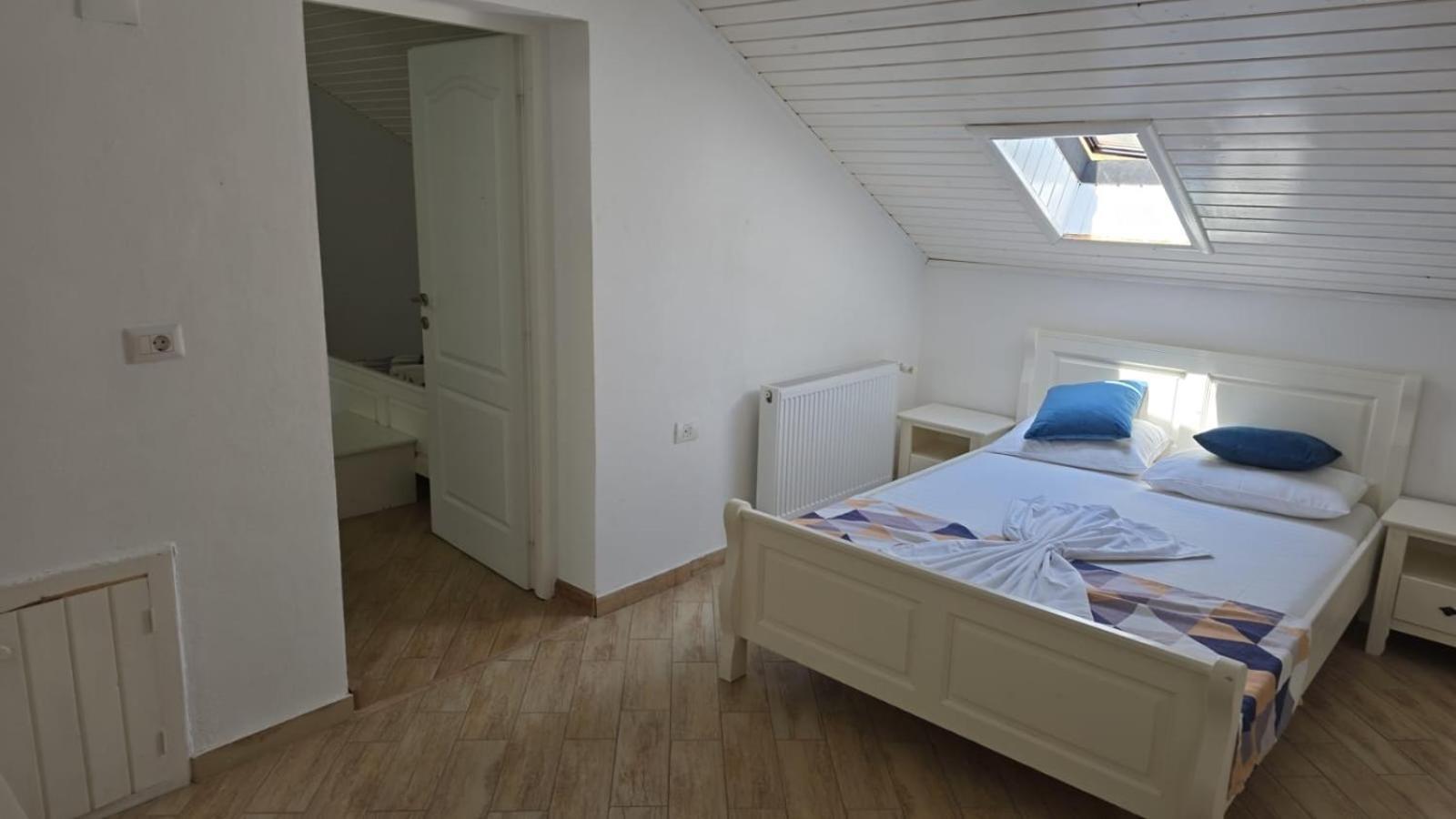 Casa Marina 호텔 Ieşelniţa 외부 사진