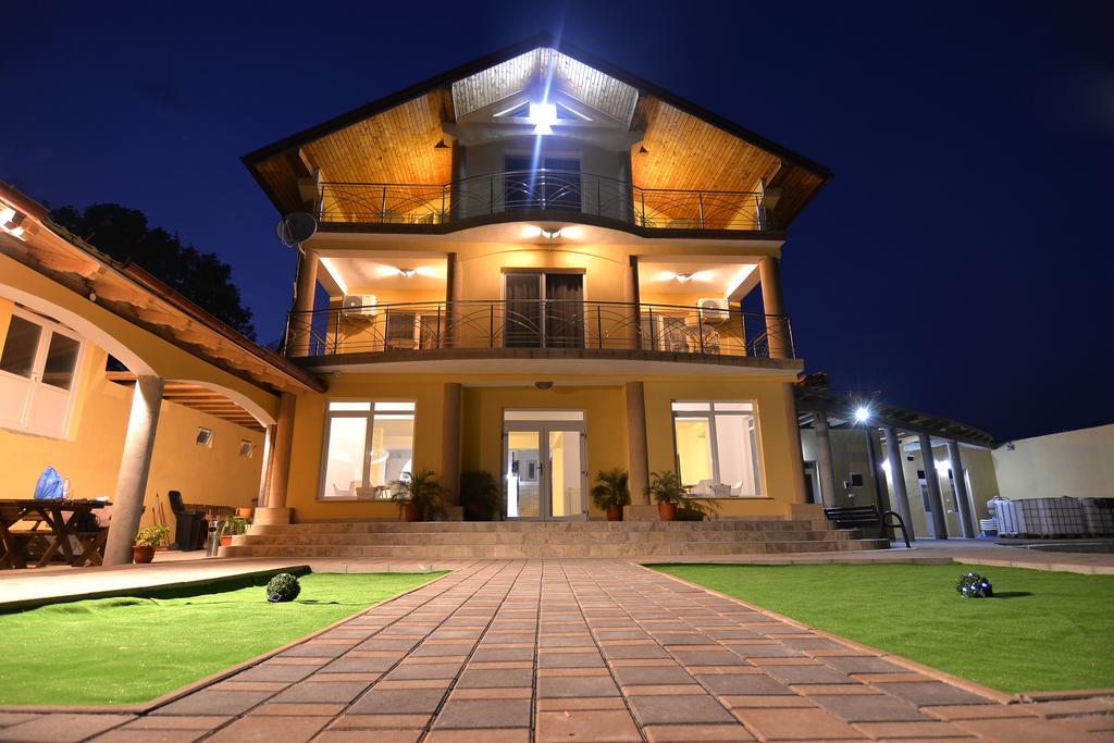 Casa Marina 호텔 Ieşelniţa 외부 사진