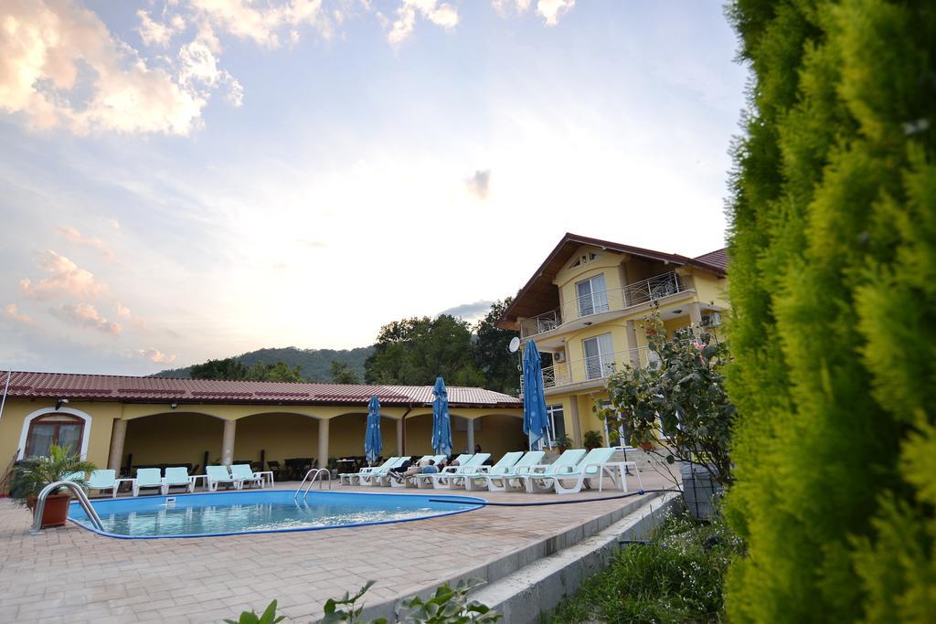 Casa Marina 호텔 Ieşelniţa 외부 사진