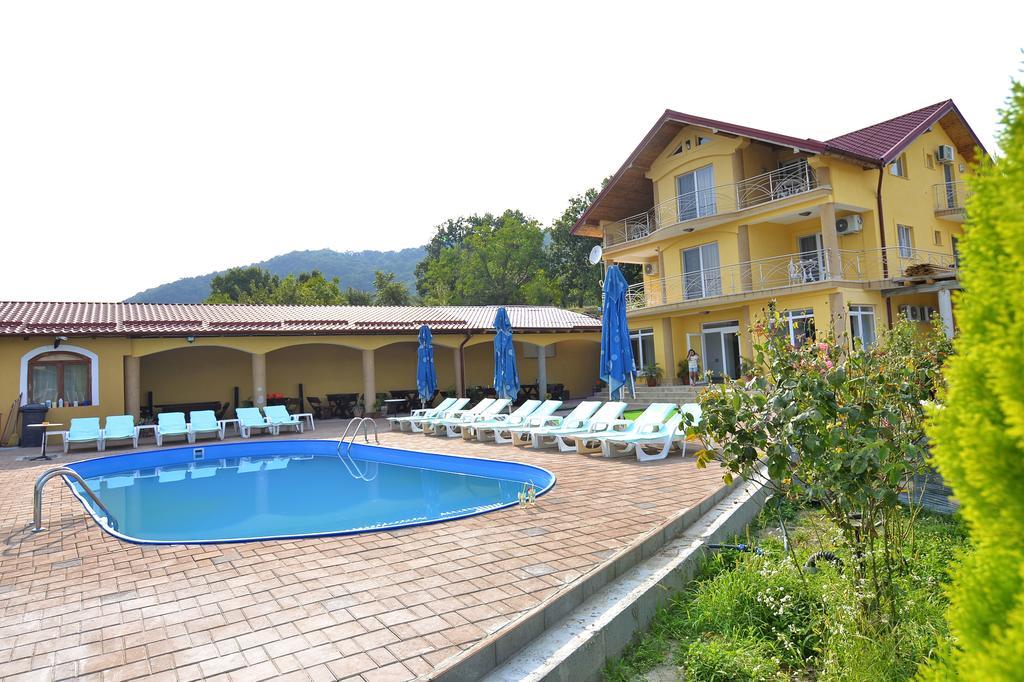 Casa Marina 호텔 Ieşelniţa 외부 사진