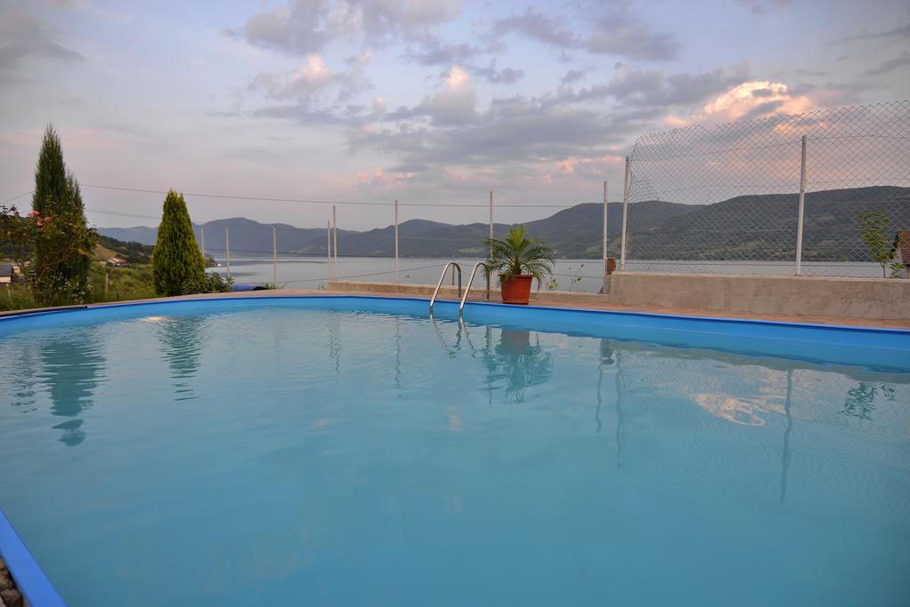 Casa Marina 호텔 Ieşelniţa 외부 사진
