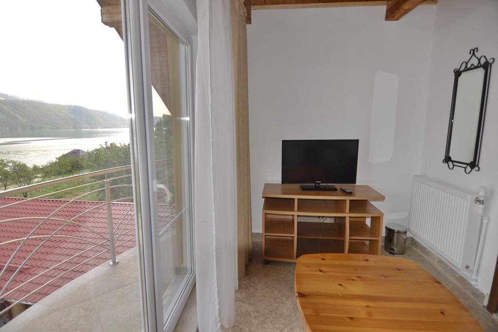 Casa Marina 호텔 Ieşelniţa 외부 사진