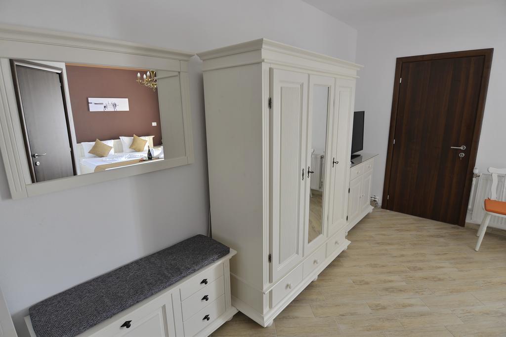 Casa Marina 호텔 Ieşelniţa 외부 사진