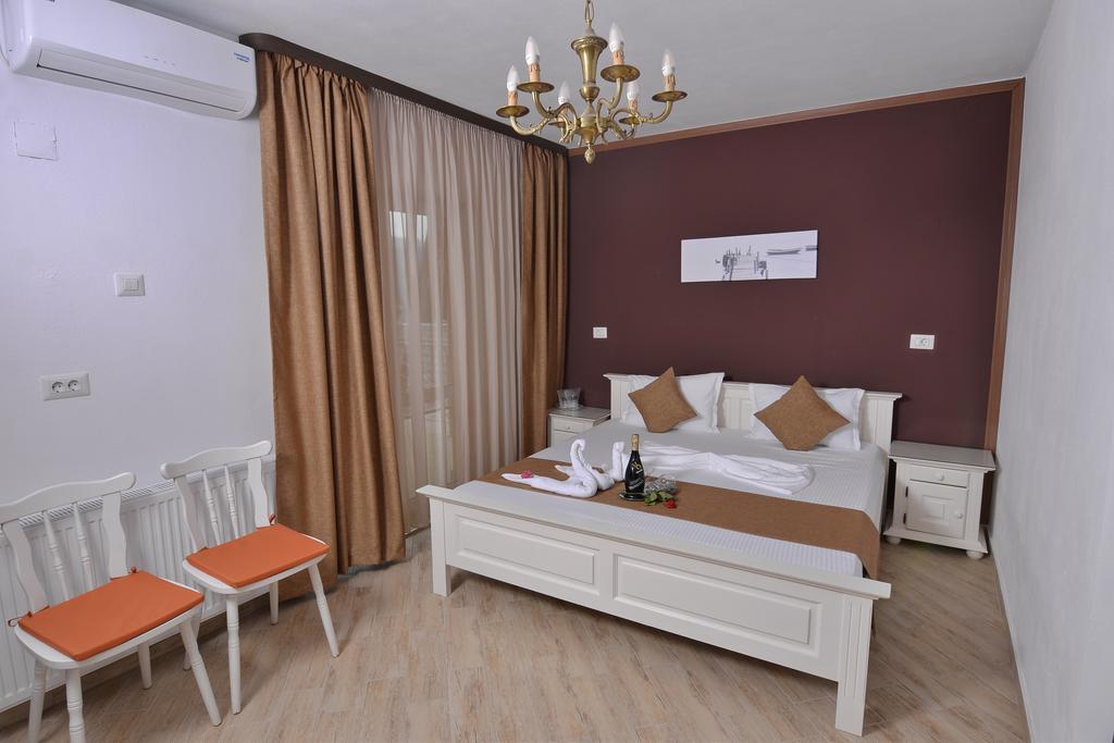 Casa Marina 호텔 Ieşelniţa 외부 사진