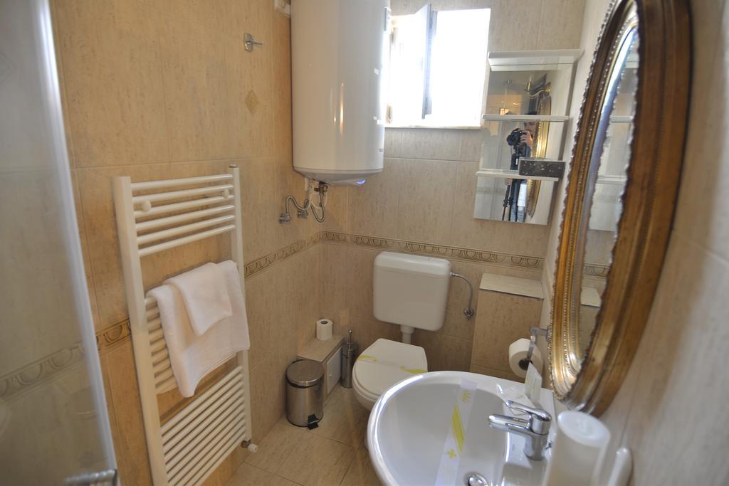 Casa Marina 호텔 Ieşelniţa 외부 사진