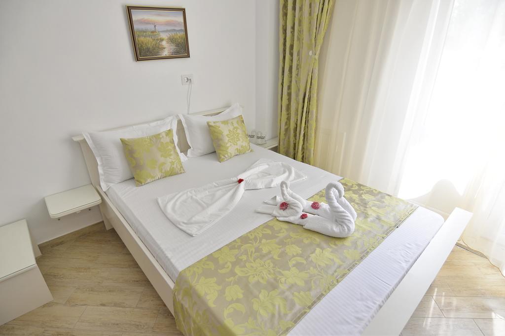 Casa Marina 호텔 Ieşelniţa 외부 사진